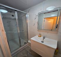 Standard Double Room - Shared