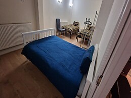 Standard Double Room - Shared