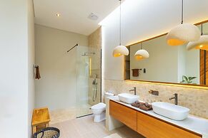 Villa Linaria by Pertama Stay