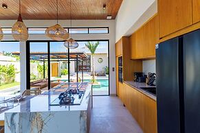 Villa Linaria by Pertama Stay
