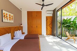 Villa Linaria by Pertama Stay