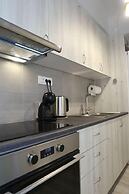 Serene & Stylish apt by GHH