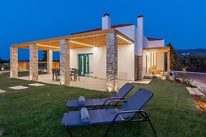 Sandi Villa