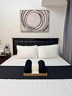 Stunning 42nd Floor Apt With Netflix