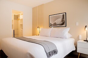w Charming 2BR Stay in Miraflores