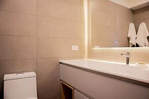 w Charming 2BR Stay in Miraflores