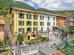 La Casa Della Seta