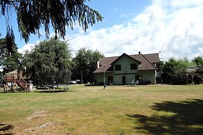Holiday Home With Pool in Kolczewo