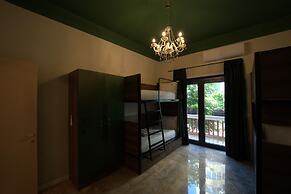 2115 Boutique Hostel