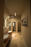 2115 Boutique Hostel
