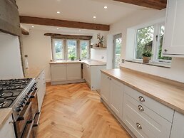 Hill Top Cottage