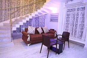 Anton White Villas Resort