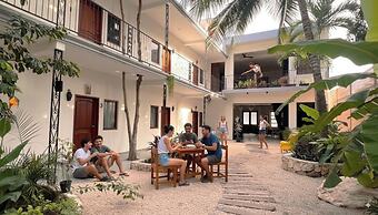 Casa Mexico Lindo - Boutique Hostel