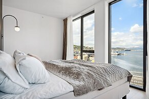 TotalApartments Northern Lights Penthouse
