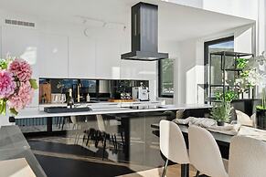 TotalApartments Northern Lights Penthouse