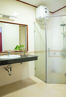 Pha Din Hotel