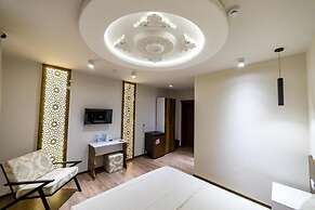 Khans Palace