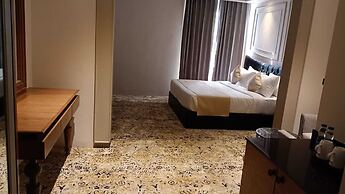 THE TAJ PALACE