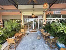 Tibe & Tribe Phangan Hostel