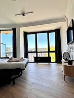 Cozy fully equipped center Liege for 4