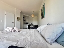 Cozy fully equipped center Liege for 4