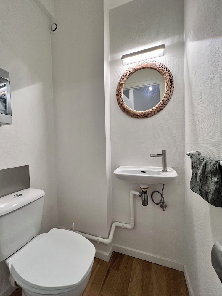 Cozy fully equipped center Liege for 4