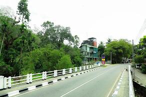 Lathpandura Hotel