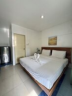 La Casa Residencies