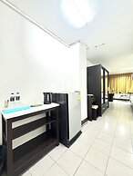 La Casa Residencies