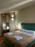 Atenea Palace Luxury Rooms