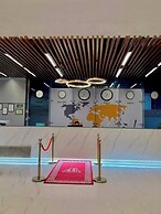 Skyport Hotel