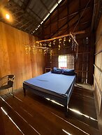 Burce Wood & Social House