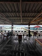 Burce Wood & Social House