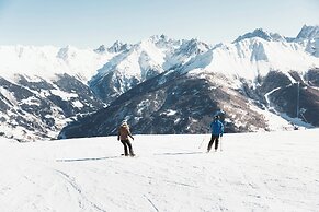 Alpine Hotel Resort Goies