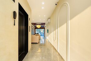 Travinities Hotel Avni Palace