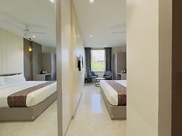Travinities Hotel Avni Palace