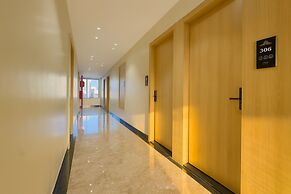 Travinities Hotel Avni Palace