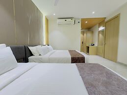 Travinities Hotel Avni Palace