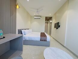 Travinities Hotel Avni Palace