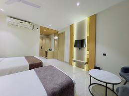 Travinities Hotel Avni Palace
