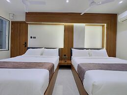 Travinities Hotel Avni Palace