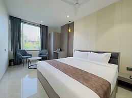 Travinities Hotel Avni Palace