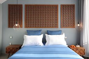YMY BEACH HOUSE