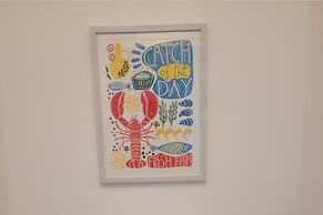 Seaside Escape at Looe Cottage