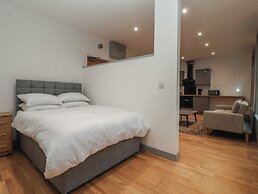 Apartment 9