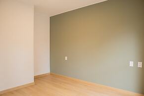 w Peaceful 1BR w/ Perfect Balcony in Miraflores