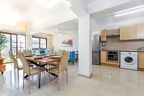 Nissi Apartment 102