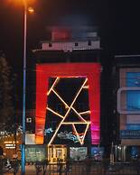 Hotel Golden Treat