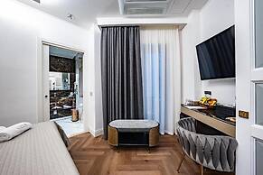 Sofia Ultra Suite Collection