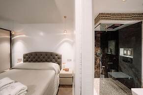 Sofia Ultra Suite Collection